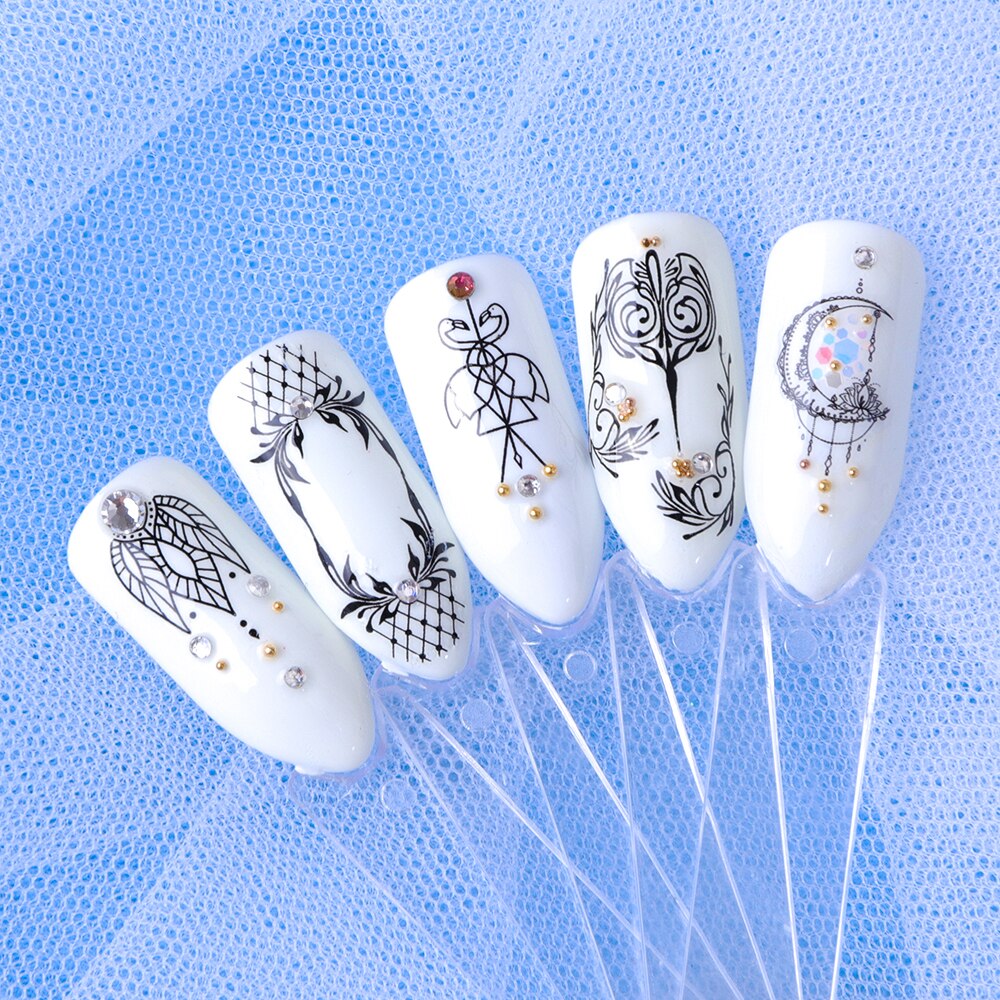 Nail Art Inspiration: 10 Creative Mani Ideas 12 Flower Set Nail Art
