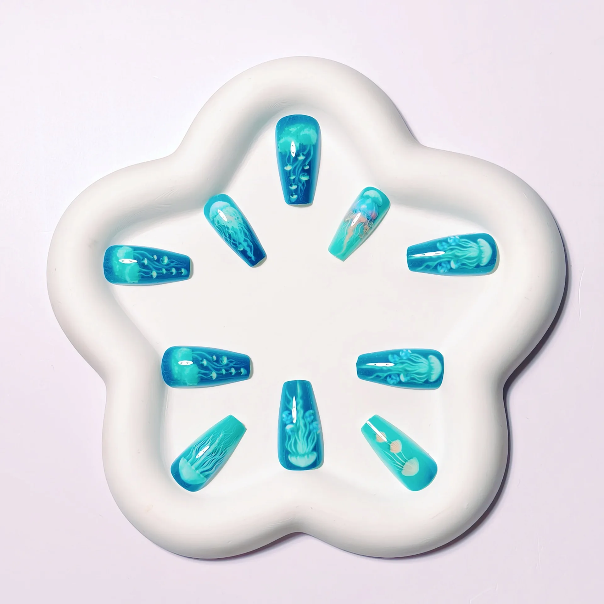 24pcs/set Medium long fake nails for women girls gradient Blue Ocean fish water plans jellyfish flowers press on false nail art Gradient Blue Ocean Press On Nails – 24pcs/set Medium long fake nails for women girls gradient Blue Ocean fish water plans jellyfish flowers press on false nail art