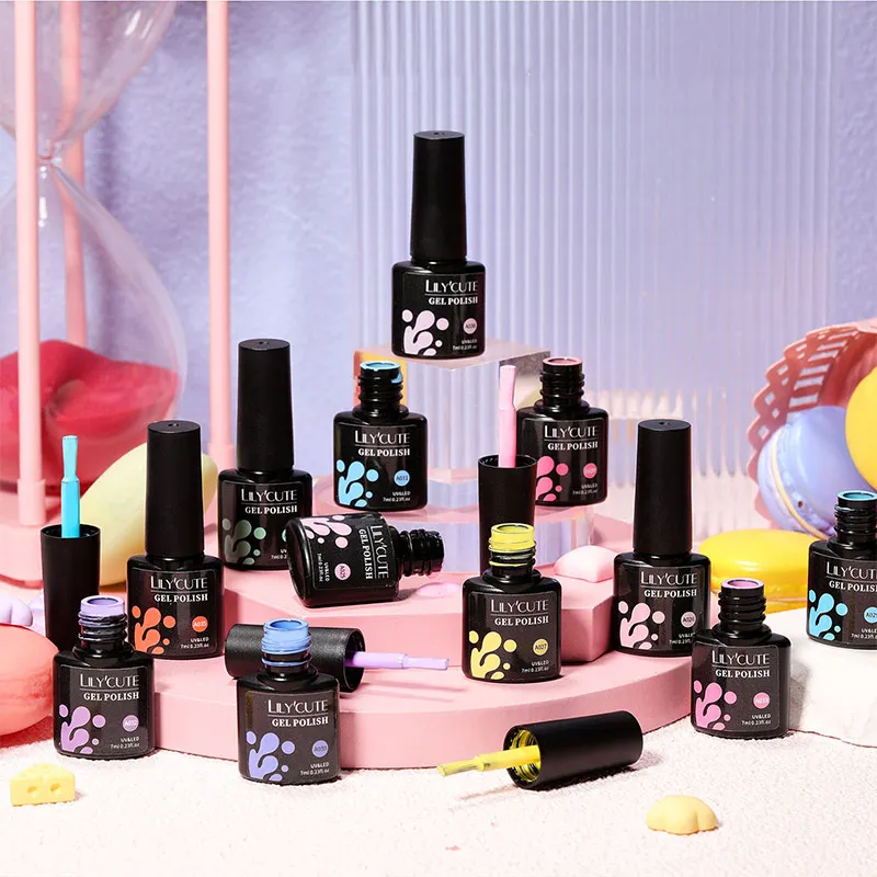 Top Nail Gel Brands for Pro Nail Artists 1 Gelish gel polish bottle